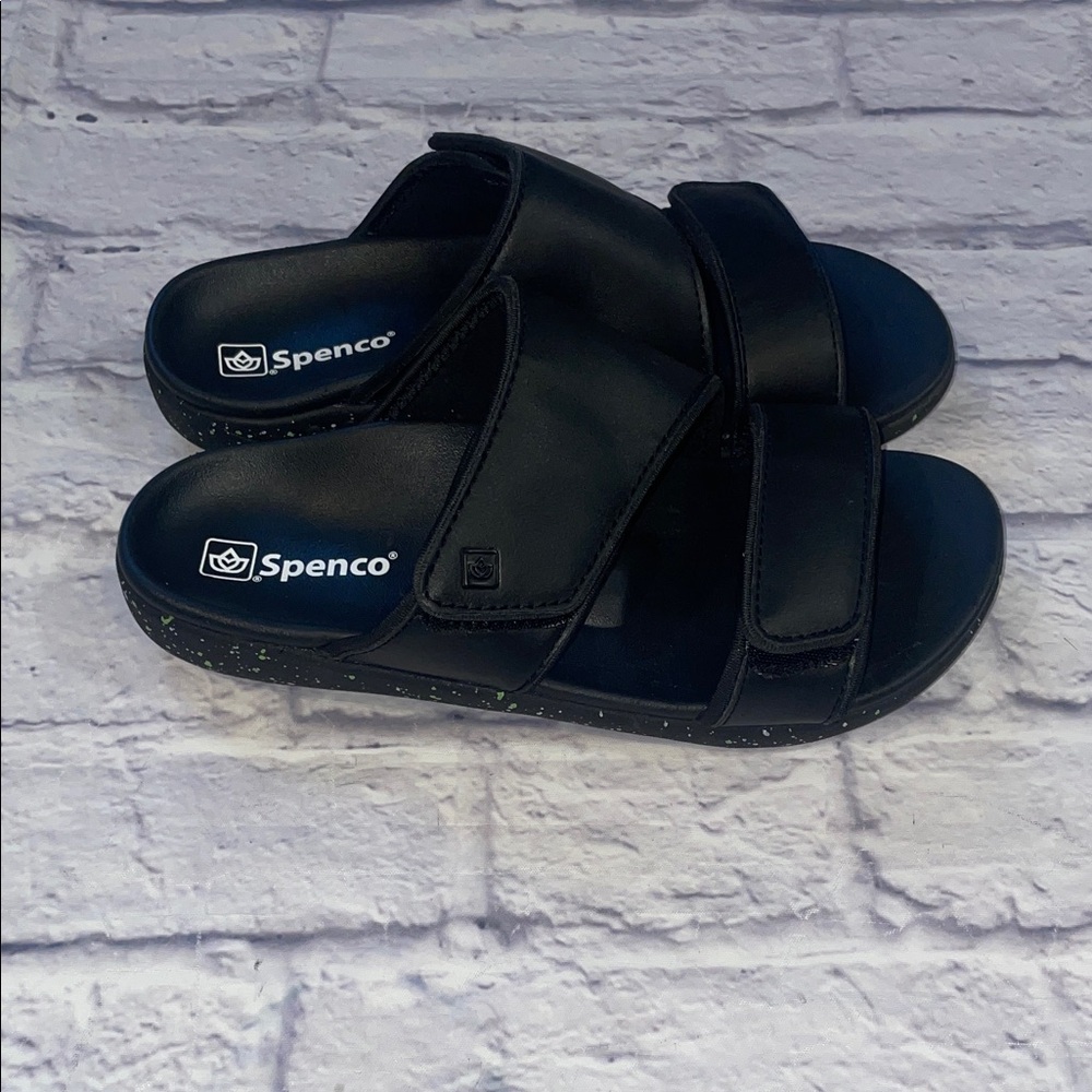 Spenco Double Velcro Sandals. Size 8